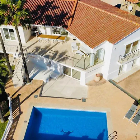 Shangri-la, Sea View, Pool And Panoramic View