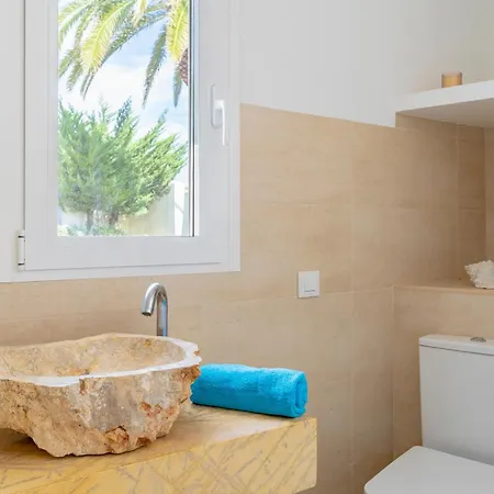 Apartment Shangri-la, Sea View, Pool And Panoramic View